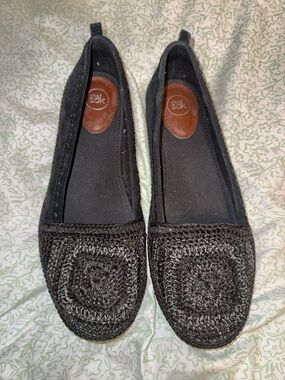 The Sak Black Crochet-Style Slip On “April” Loafers